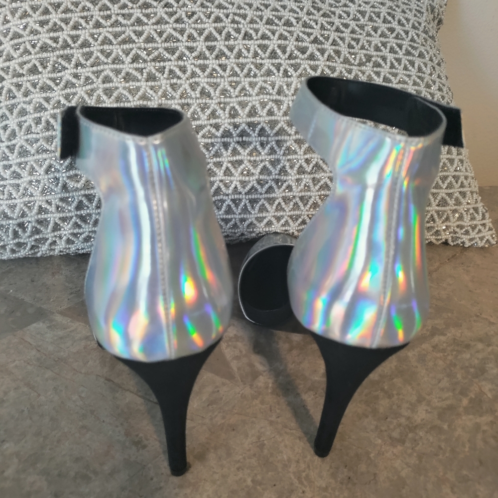 Call it Spring silver 4" heels
